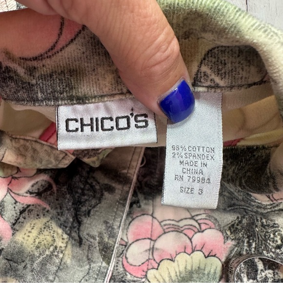 Chico's XL Floral Bomber Jacket - Pink and Green Chicos Sz 3 - Picture 6 of 9